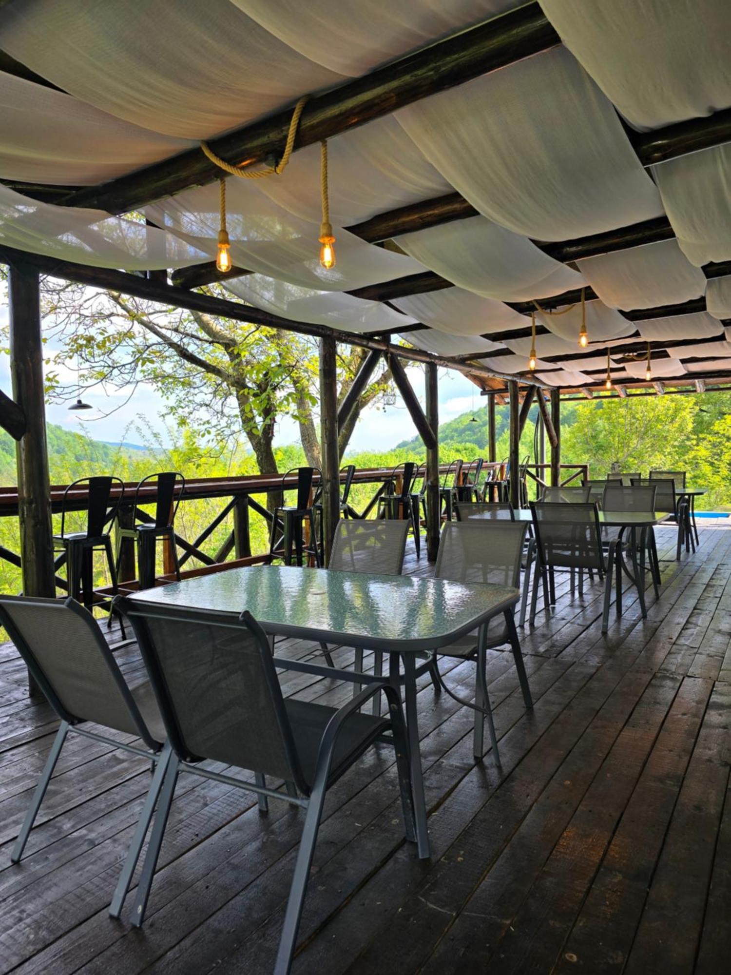 Hotel Sunrise Glamping Retreat Galesu Exterior foto