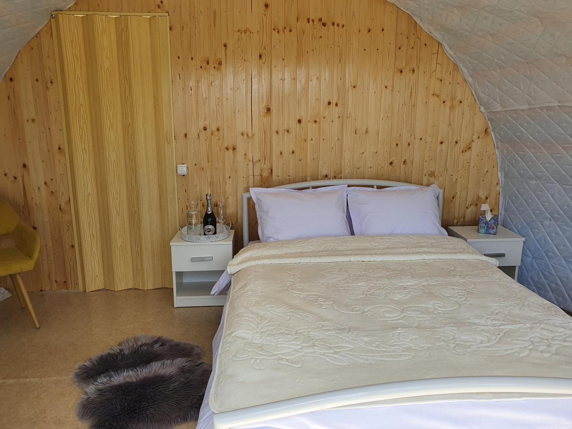 Hotel Sunrise Glamping Retreat Galesu Zimmer foto